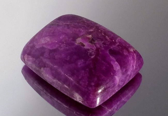 Edelstein Gem Gemstone Sugilith